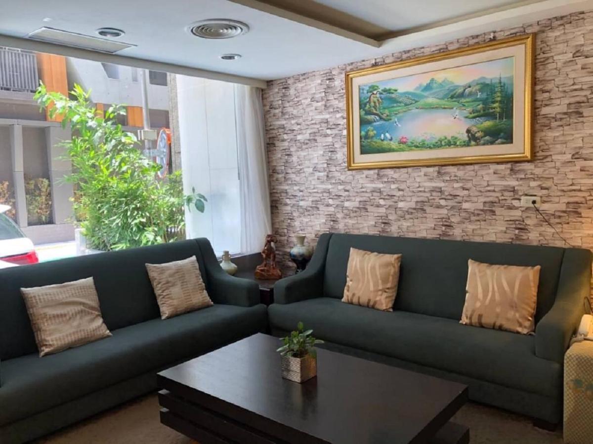 Good Life Hotel - Chunlai Tajpej Kültér fotó