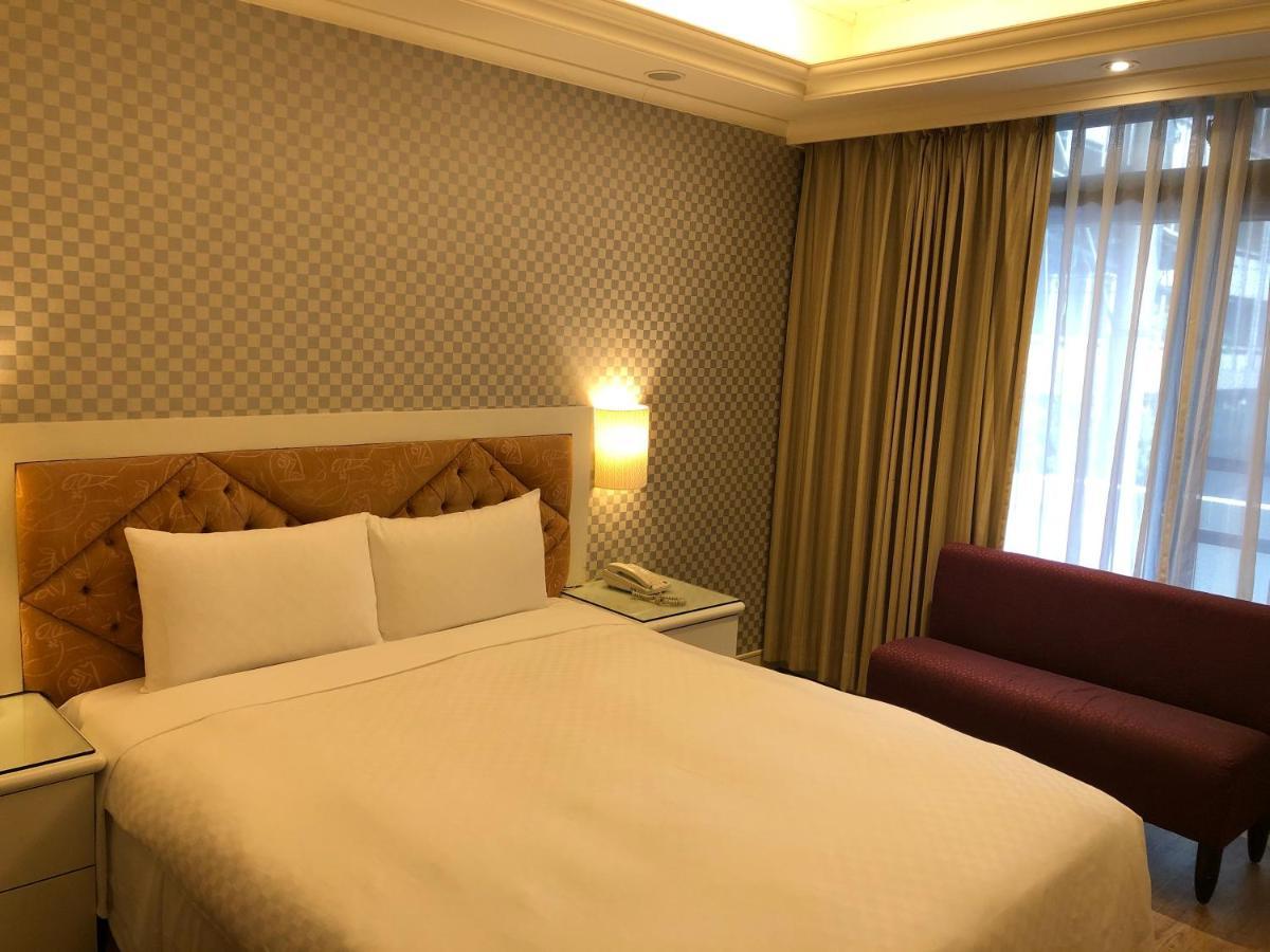 Good Life Hotel - Chunlai Tajpej Kültér fotó