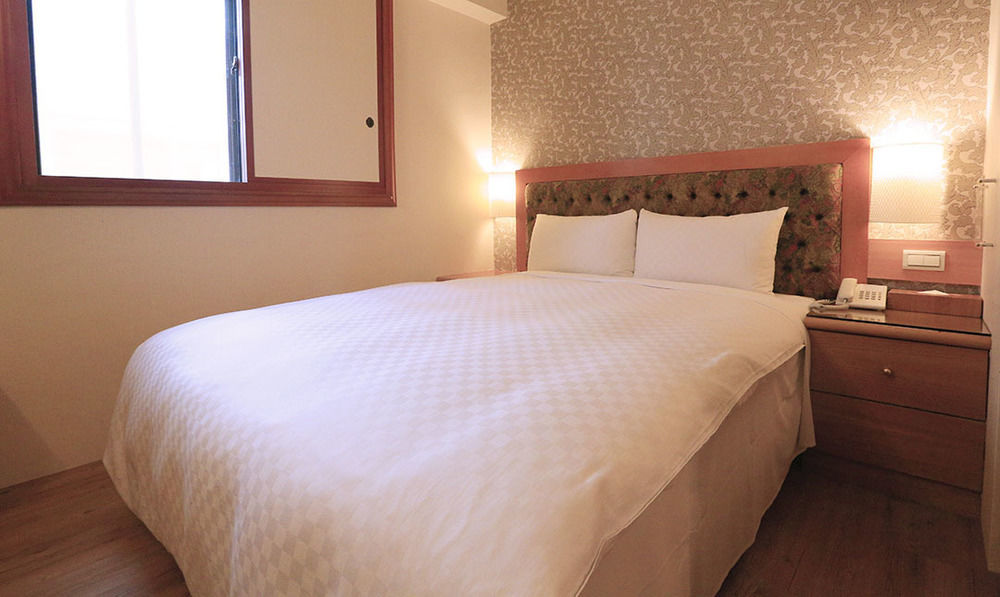 Good Life Hotel - Chunlai Tajpej Kültér fotó