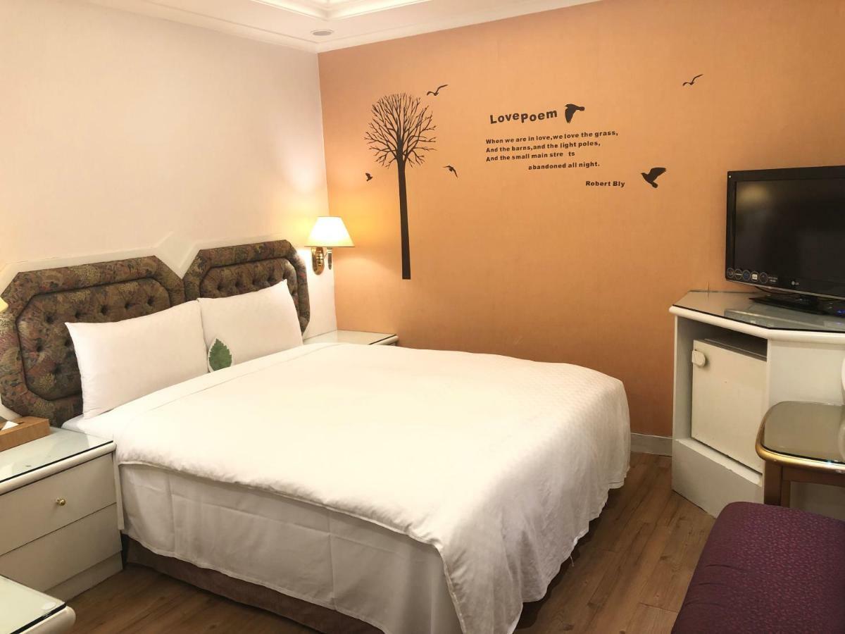 Good Life Hotel - Chunlai Tajpej Kültér fotó